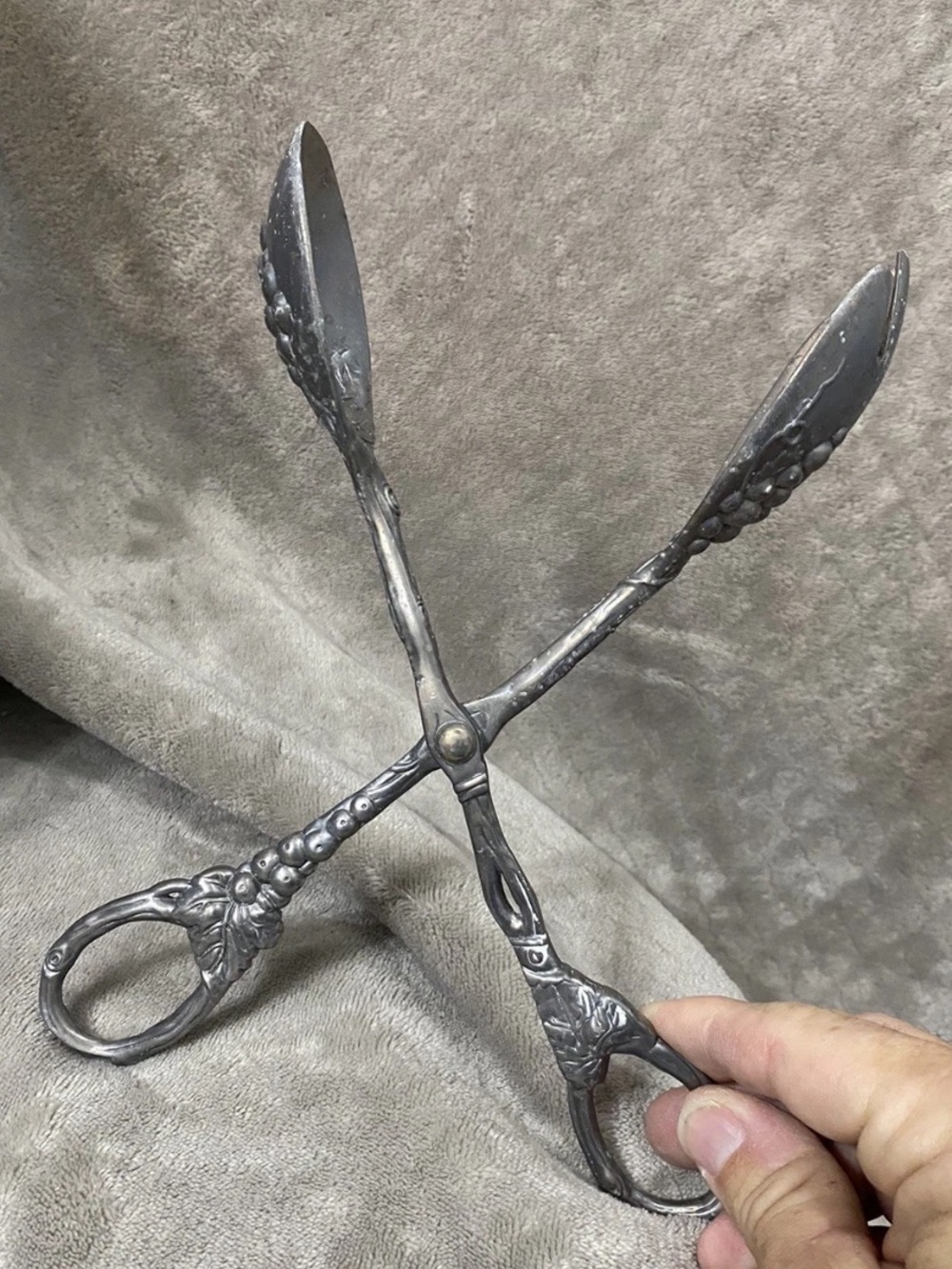 Decorative Pewter Candle Wick Trimmer - Gray